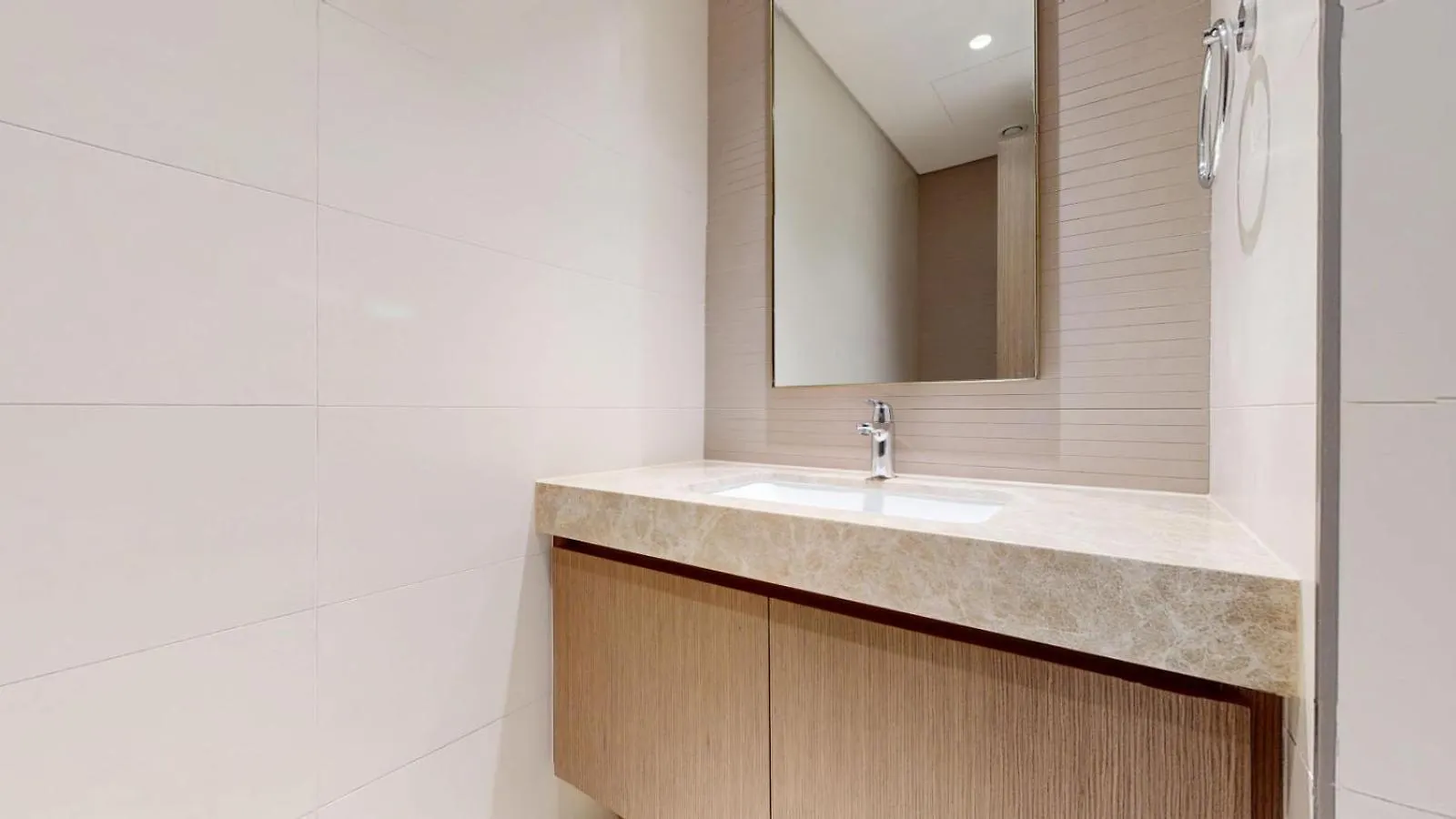 Grand Bleu 2 - Sophisticated Two Bed With Sea View Apartment Dubai