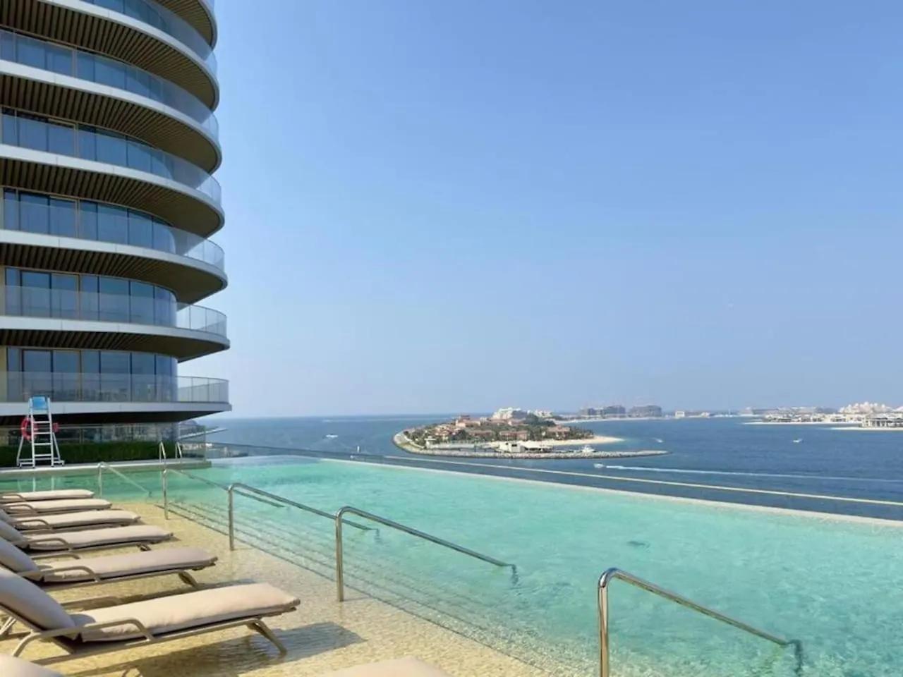 Grand Bleu 2 - Sophisticated Two Bed With Sea View Apartment Dubai