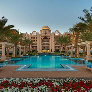  Апартаменты Amazing Beachfront Apartments Near Atlantis Waterpark By Simply Comfort